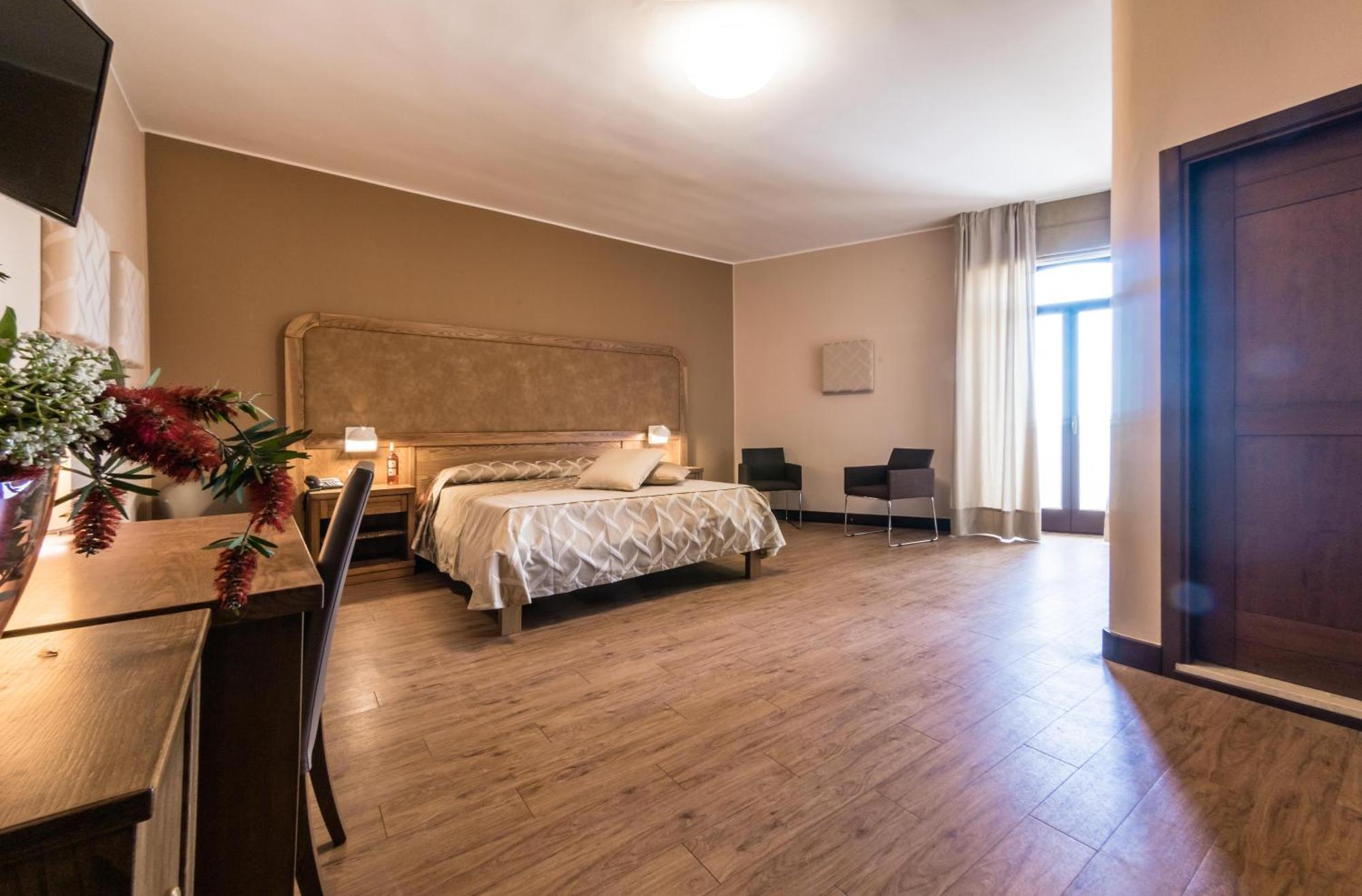 Leone De Castris Wine Hotel Salice Salentino Luaran gambar